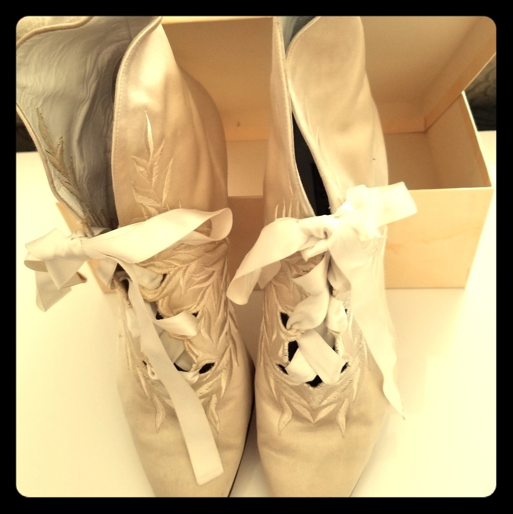 Peter Fox Silk Boots